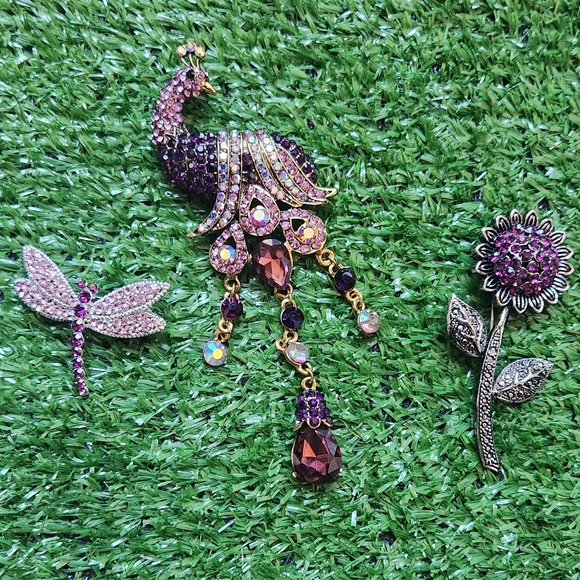 Purple Rhinestones Brooches - Picture 1 of 11